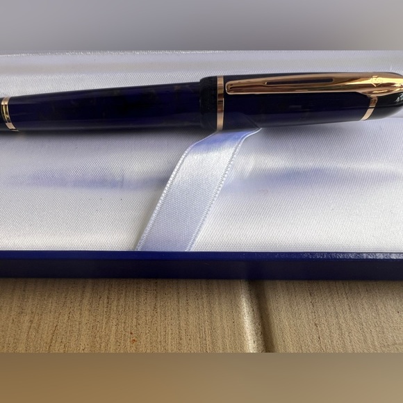 Vintage Waterman Paris Blue Marble Gold Trim Ballpoint Pen with Case - Picture 3 of 9